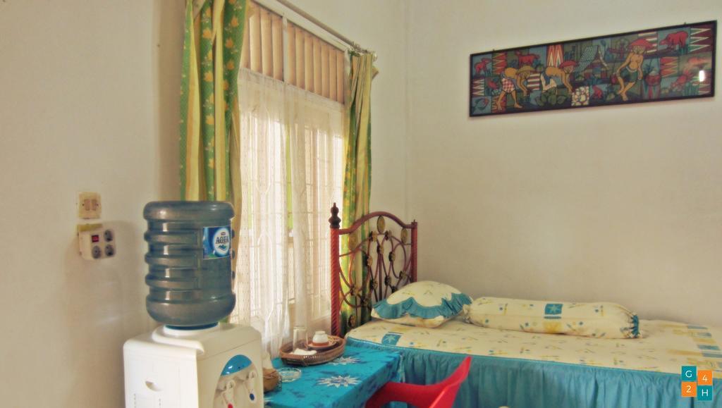 Griya 24 Homestay Medan Exterior foto