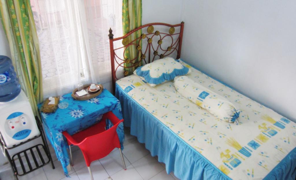 Griya 24 Homestay Medan Exterior foto